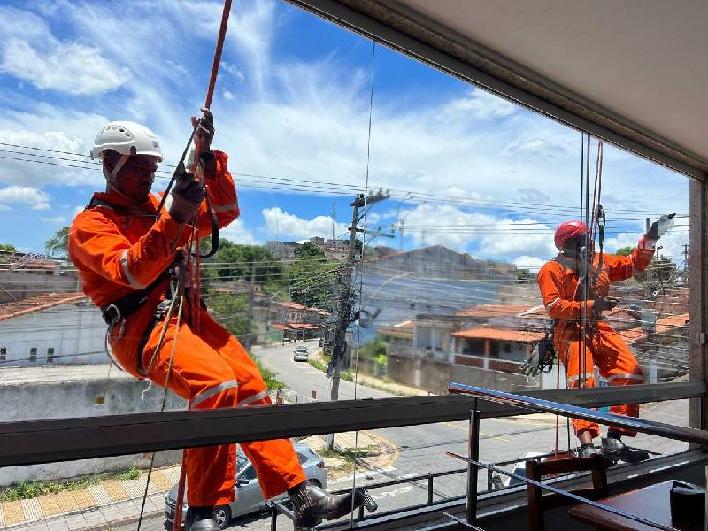 Imagem ilustrativa de Acesso por corda alpinismo industrial